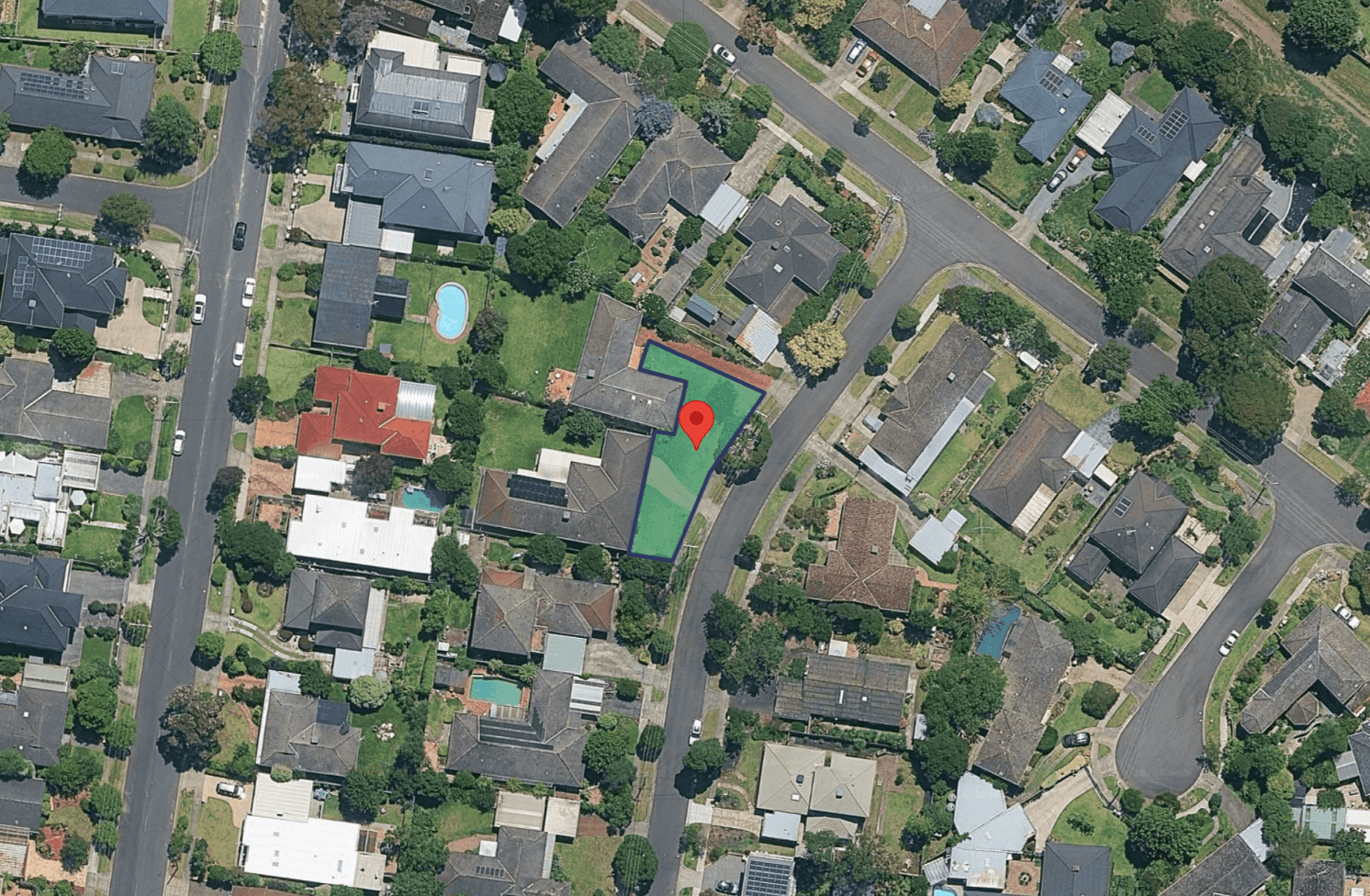 Lawn boundary traced on satellite map
